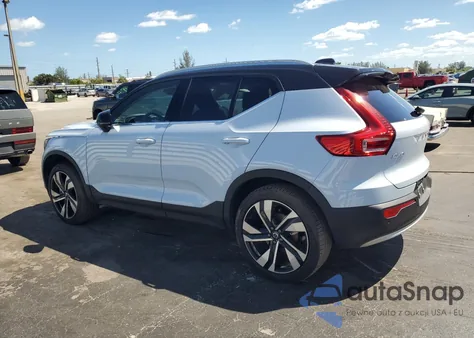 2024 Volvo Xc40 Plus z USA, uszkodzony, nr VIN YV4L12UE1R2379682
